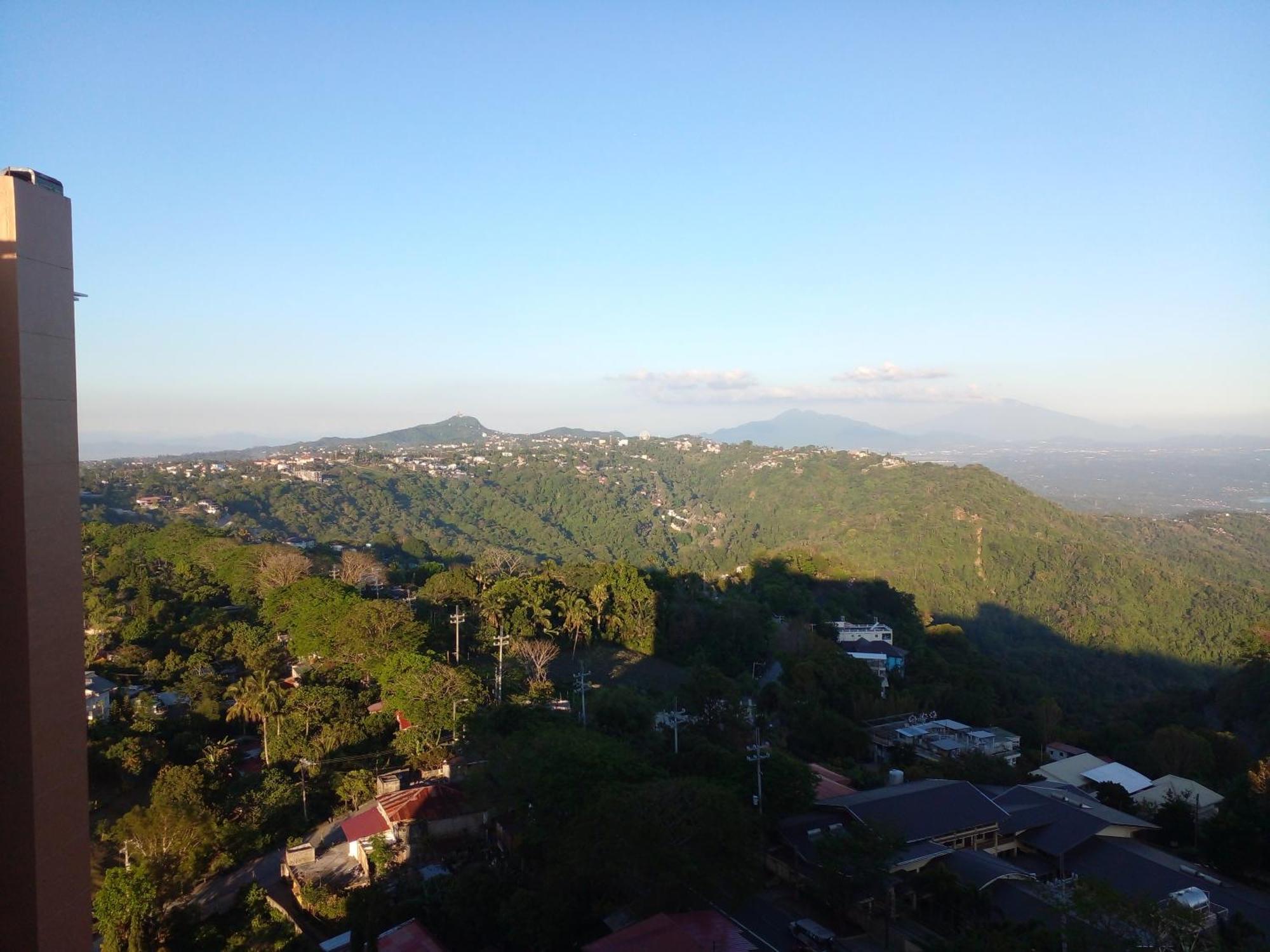 Tagaytay Prime Residences With Swimming Pool & Viewing Deck Tagaytay City Rom bilde